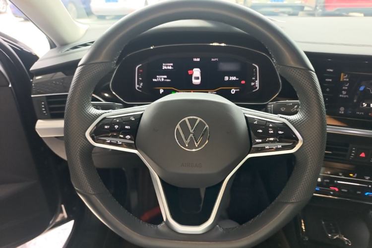Used Volkswagen Passat 2024 330TSI Starry Elite Edition Steering Wheel