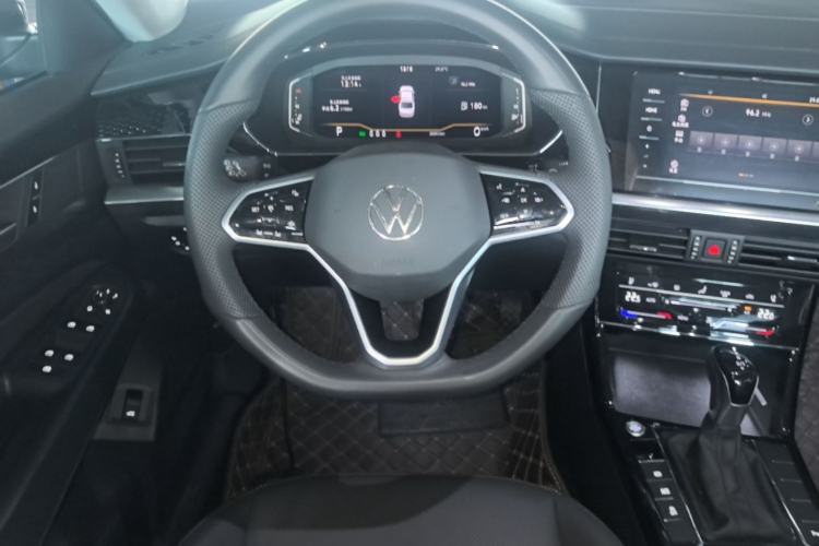 Used Volkswagen Passat 2024 330TSI Starry Elite Edition Steering Wheel