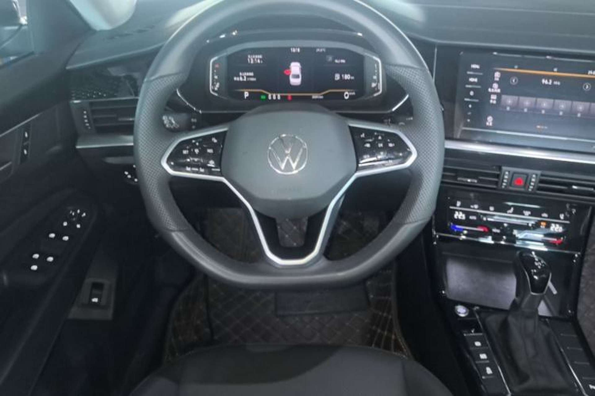 Used Volkswagen Passat 2024 330TSI Starry Elite Edition Steering Wheel