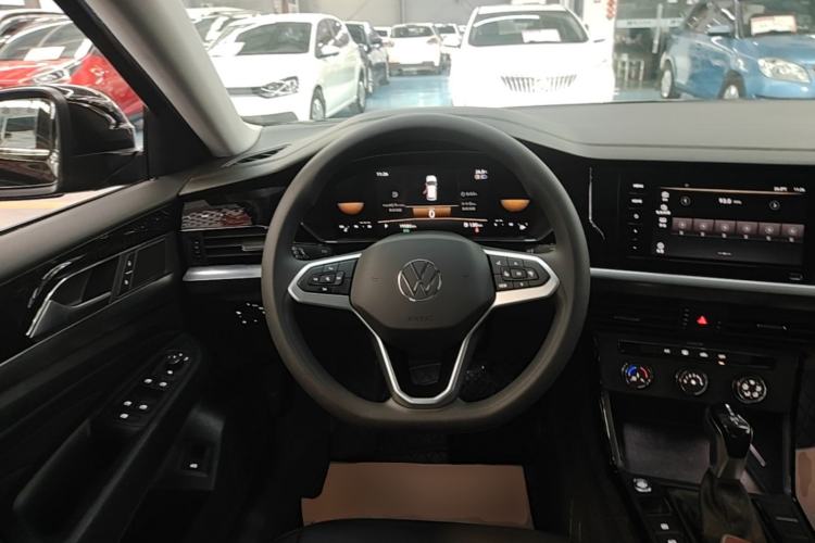 Used Volkswagen Passat 2024 280TSI Business Edition Steering Wheel