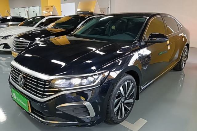 Used Volkswagen Passat 2024 330TSI Elite Edition