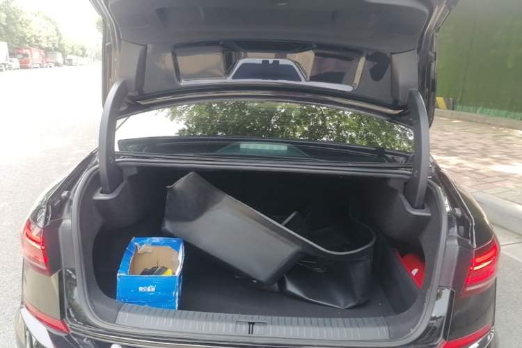 Used Volkswagen Passat 2024 280TSI Starry Elite Edition Trunk