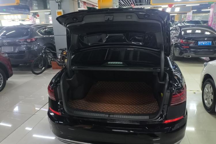 Used Volkswagen Passat 2024 380TSI Luxury Edition Trunk