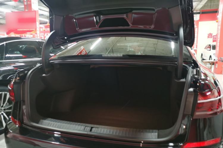 Used Volkswagen Passat 2024 380TSI Dragon Edition Trunk