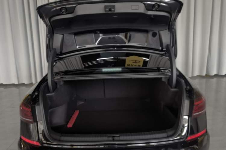 Used Volkswagen Passat 2024 380TSI Starry Dragon Edition Trunk