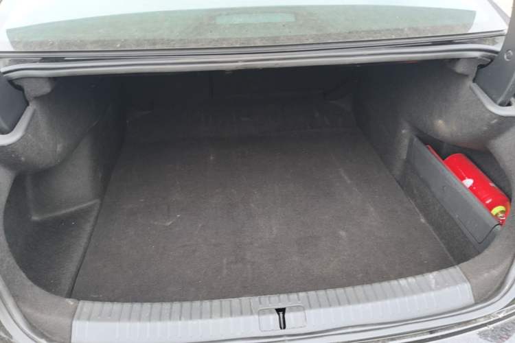Used Volkswagen Passat 2024 280TSI Business Edition Trunk
