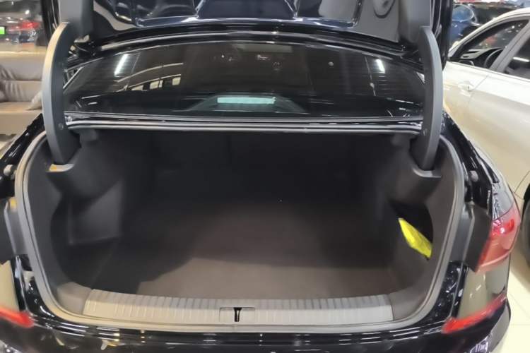Used Volkswagen Passat 2024 380TSI Elite Edition Trunk