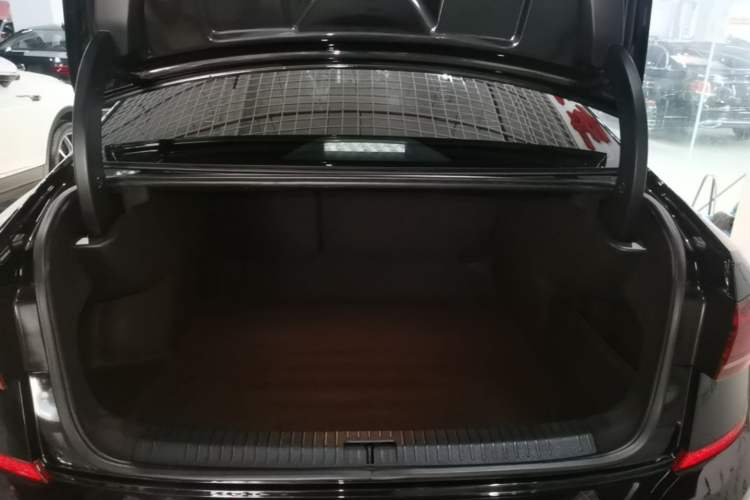 Used Volkswagen Passat 2024 330TSI Elite Edition Trunk