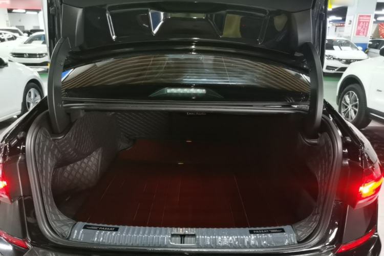 Used Volkswagen Passat 2024 330TSI Starry Elite Edition Trunk
