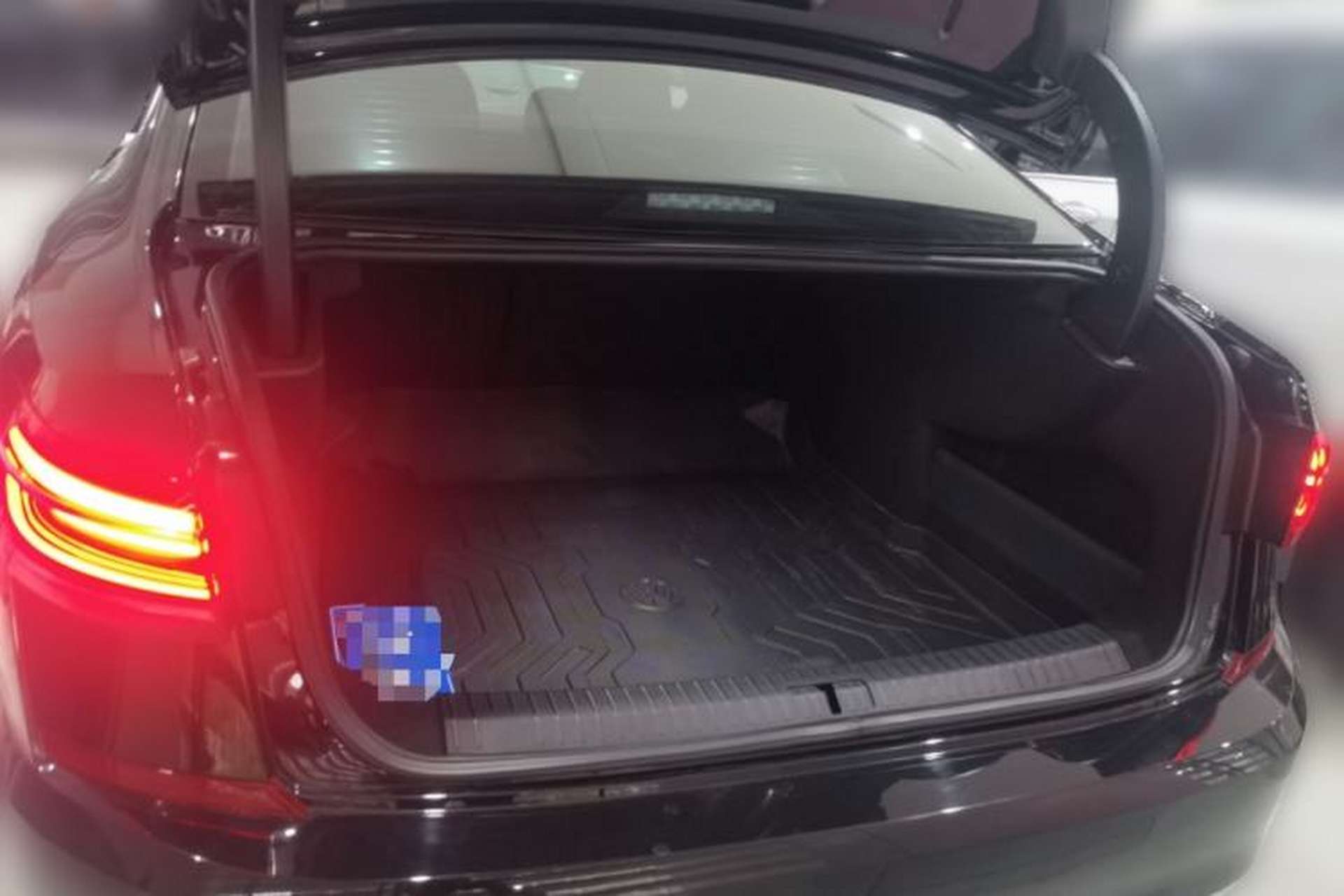 Used Volkswagen Passat 2024 380TSI Starry Elite Edition Trunk