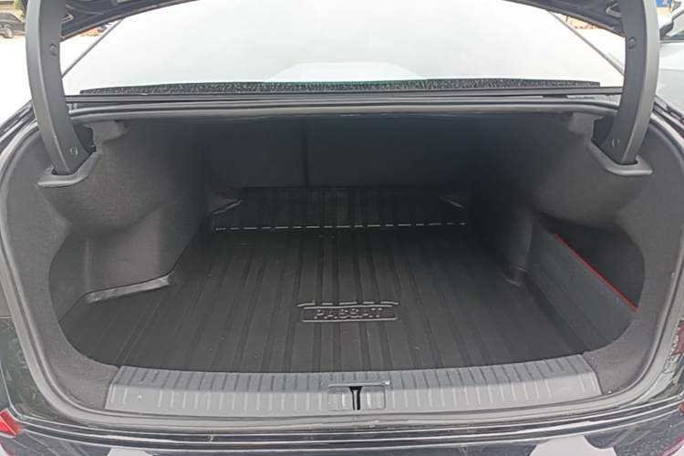 Used Volkswagen Passat 2024 330TSI Starry Elite Edition Trunk