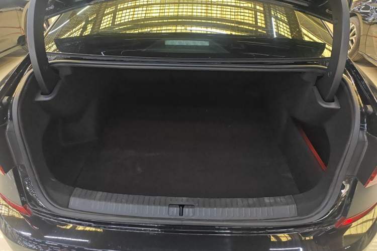 Used Volkswagen Passat 2024 330TSI Starry Elite Edition Trunk