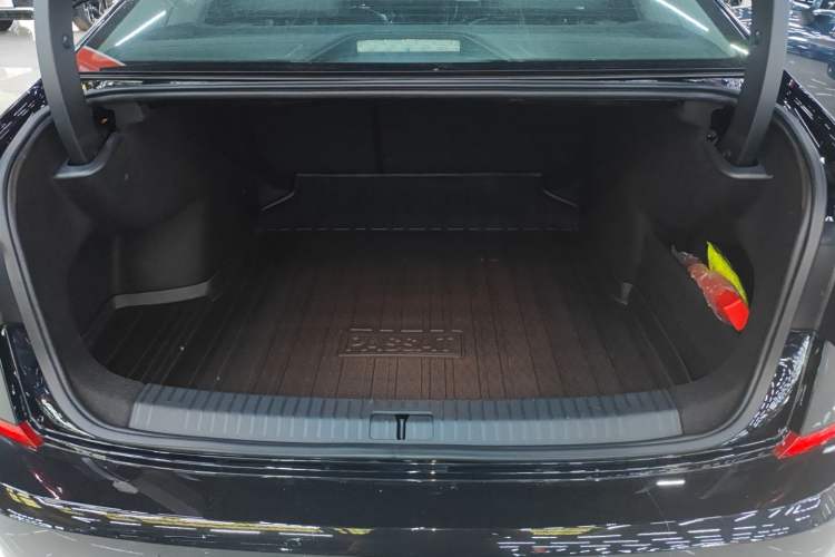 Used Volkswagen Passat 2024 380TSI Starry Dragon Edition Trunk