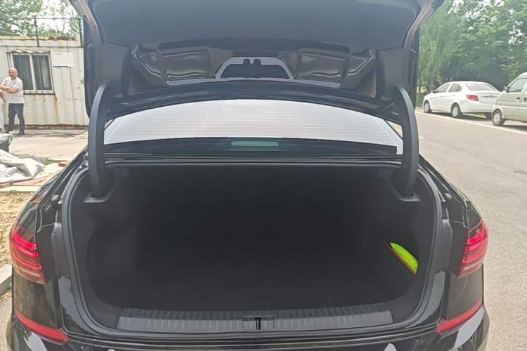 Used Volkswagen Passat 2024 380TSI Starry Luxury Edition Trunk
