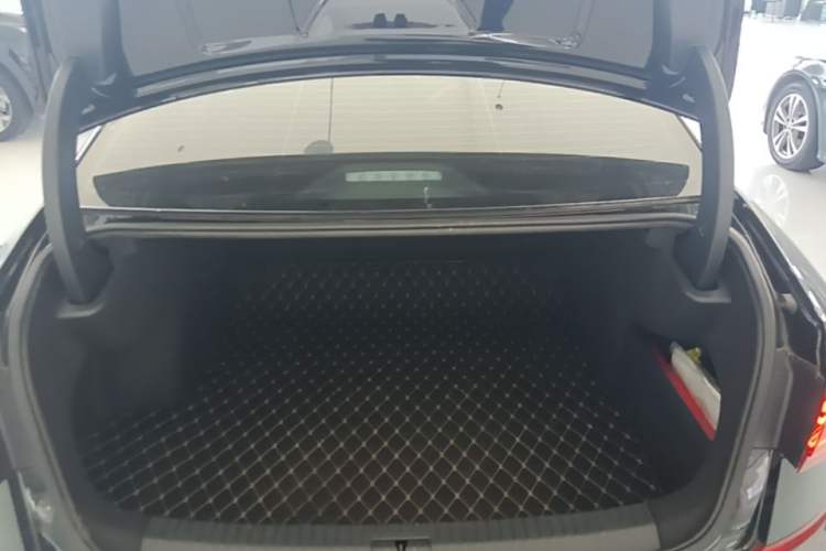 Used Volkswagen Passat 2024 380TSI Starry Elite Edition Trunk