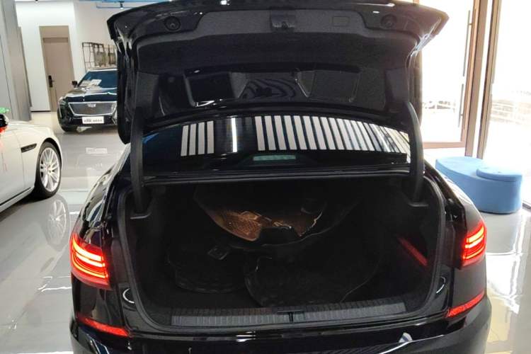 Used Volkswagen Passat 2024 330TSI Starry Elite Edition Trunk