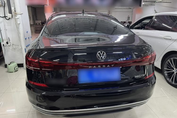 Used Volkswagen Passat 2024 380TSI Elite Edition Trunk