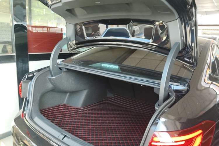 Used Volkswagen Passat 2024 280TSI Elite Edition Trunk