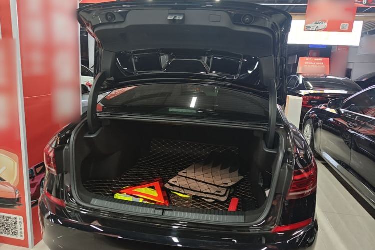 Used Volkswagen Passat 2024 380TSI Dragon Edition Trunk