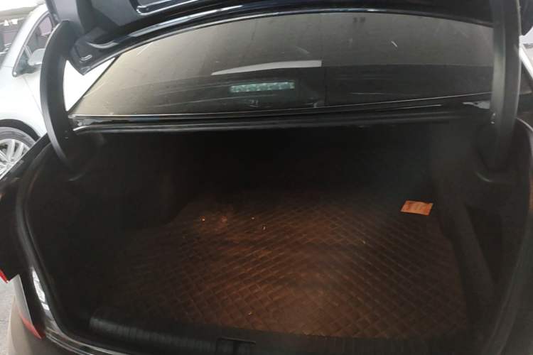 Used Volkswagen Passat 2024 330TSI Elite Edition Trunk