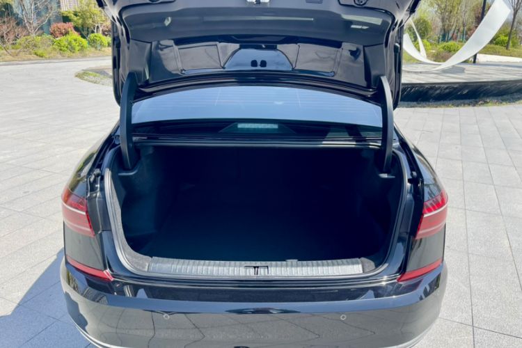 Used Volkswagen Passat 2024 380TSI Starry Luxury Edition Trunk