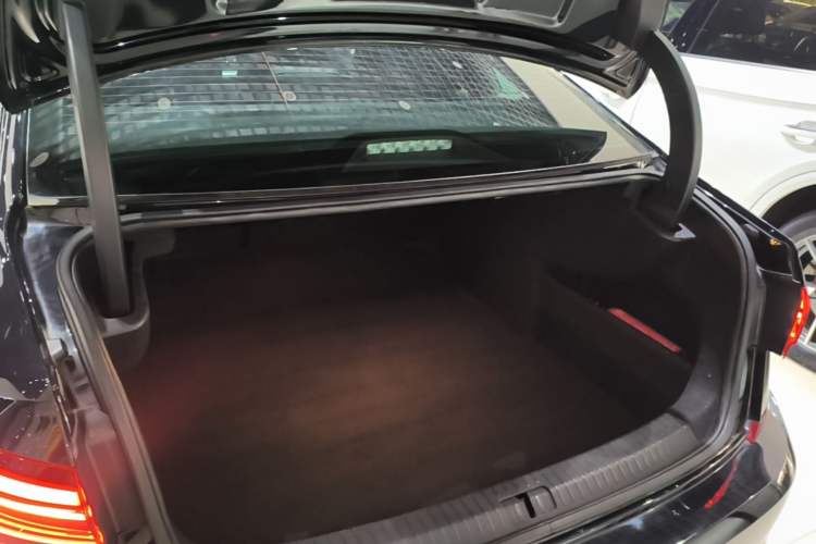 Used Volkswagen Passat 2024 380TSI Dragon Edition Trunk