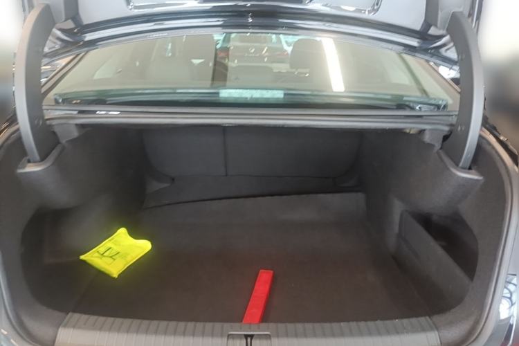 Used Volkswagen Passat 2024 280TSI Business Edition Trunk