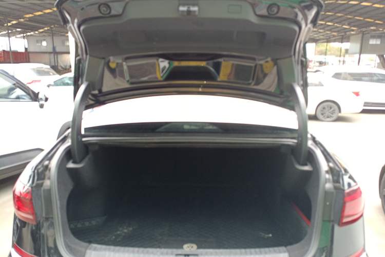Used Volkswagen Passat 2024 380TSI Starry Elite Edition Trunk