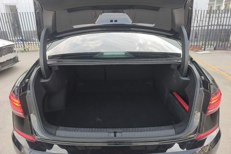 Used Volkswagen Passat 2024 380TSI Starry Dragon Edition Trunk
