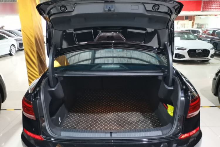 Used Volkswagen Passat 2024 330TSI Elite Edition Trunk