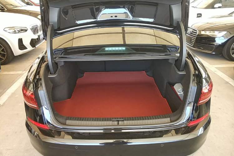 Used Volkswagen Passat 2024 380TSI Starry Luxury Edition Trunk