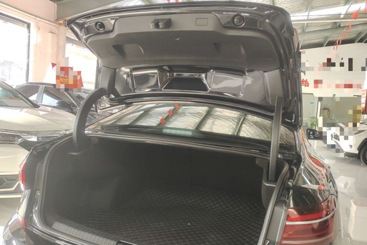 Used Volkswagen Passat 2024 330TSI Elite Edition Trunk