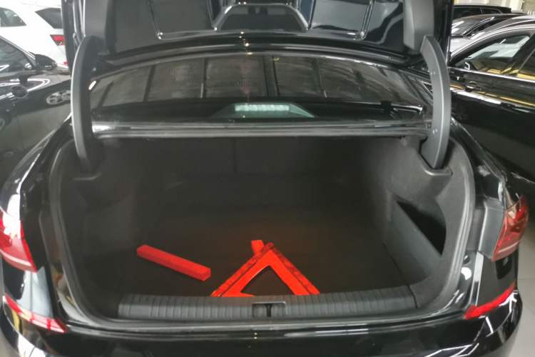 Used Volkswagen Passat 2024 280TSI Business Edition Trunk