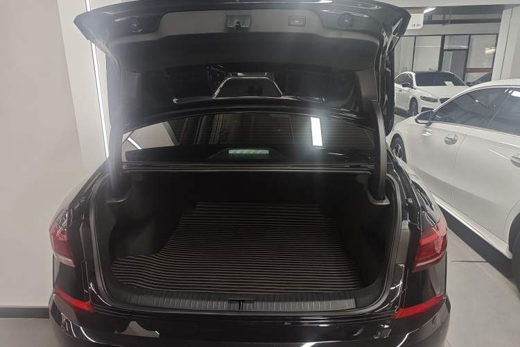 Used Volkswagen Passat 2024 380TSI Starry Luxury Edition Trunk