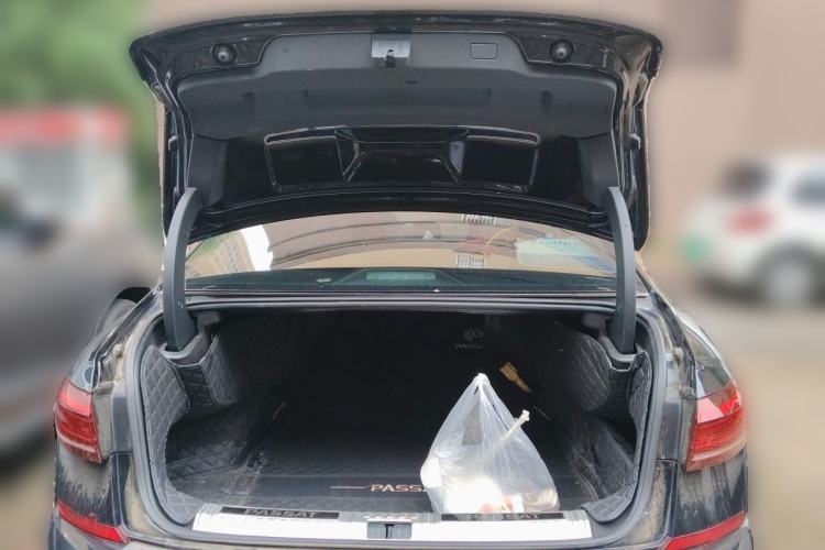 Used Volkswagen Passat 2024 380TSI Starry Elite Edition Trunk