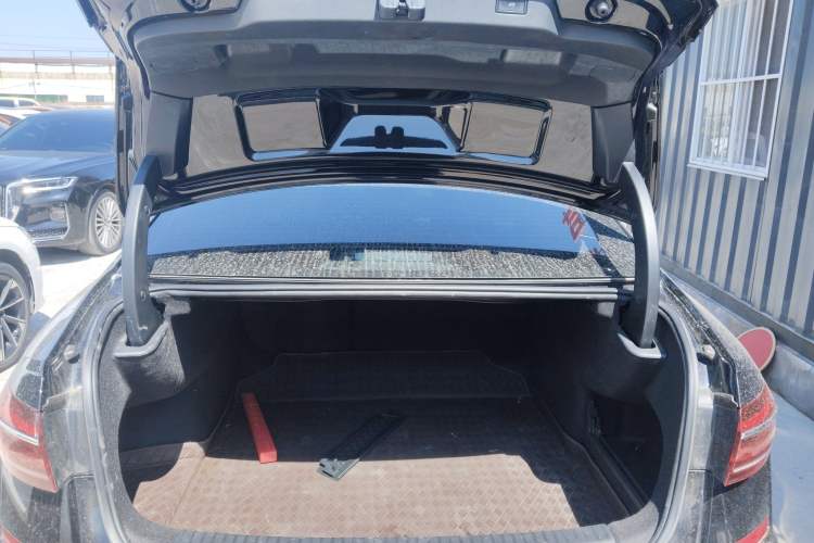 Used Volkswagen Passat 2024 380TSI Dragon Glory Edition Trunk