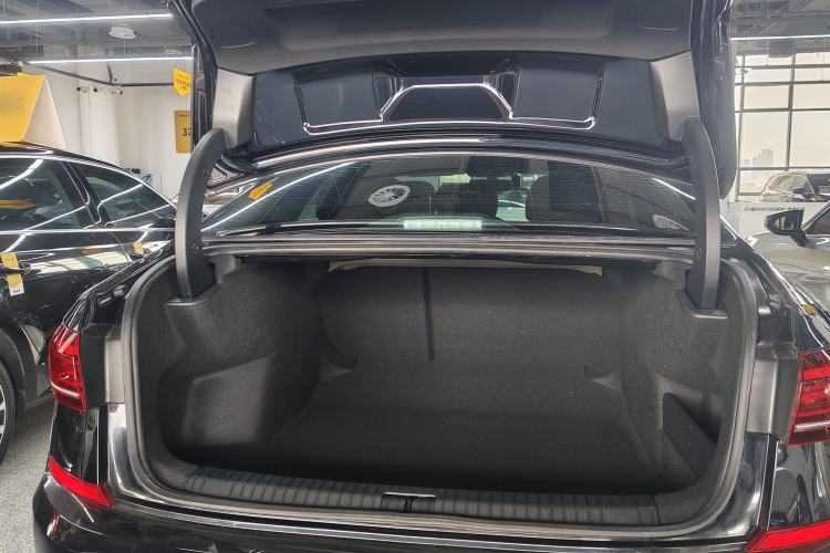 Used Volkswagen Passat 2024 380TSI Dragon Edition Trunk