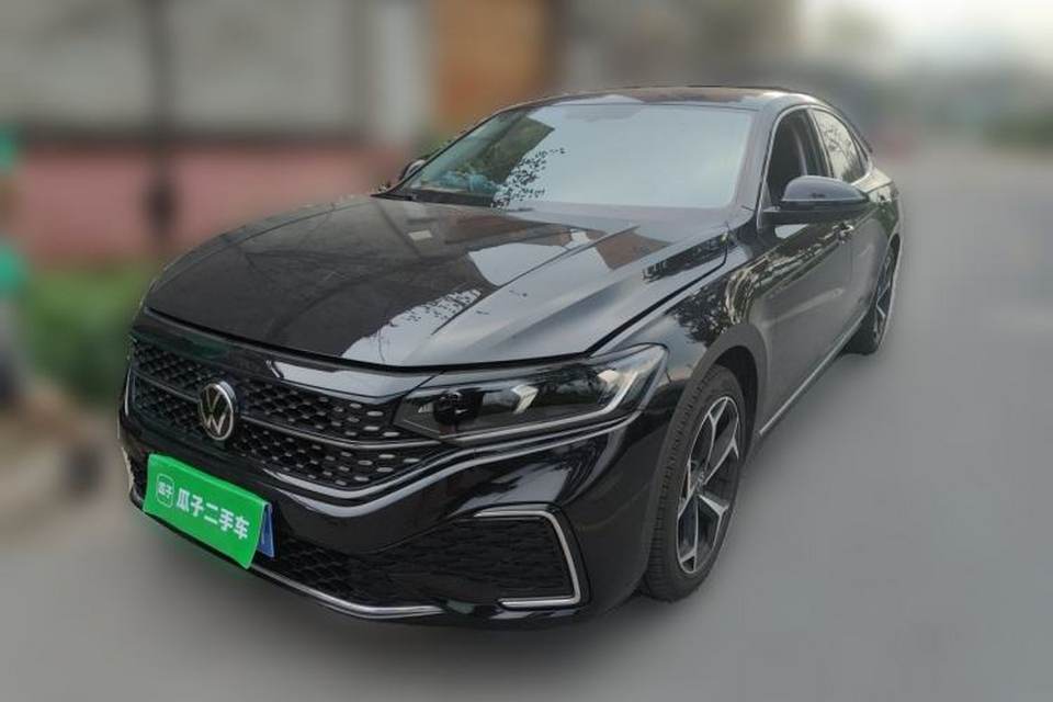 Volkswagen Passat 2024