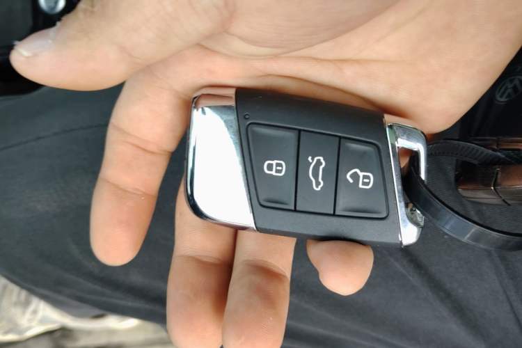Used Volkswagen Passat 2024 380TSI Starry Dragon Edition Vehicle Key