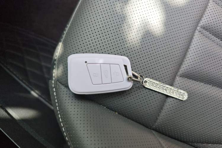 Used Volkswagen Passat 2024 380TSI Elite Edition Vehicle Key