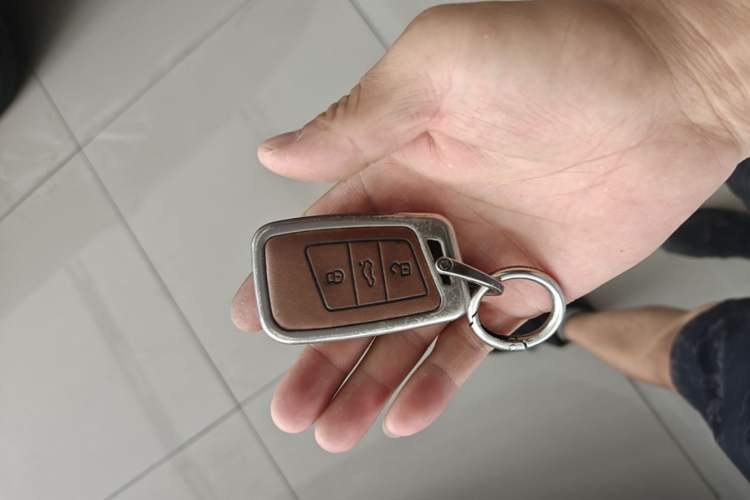 Used Volkswagen Passat 2024 380TSI Elite Edition Vehicle Key