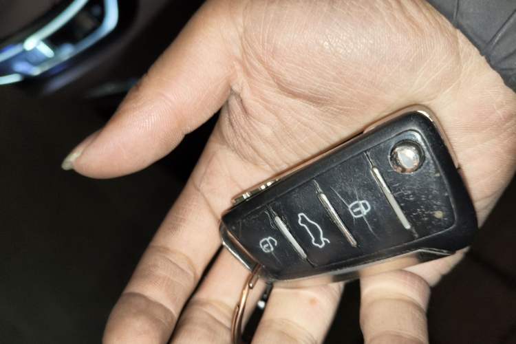 Used Volkswagen Passat 2024 380TSI Luxury Edition Vehicle Key