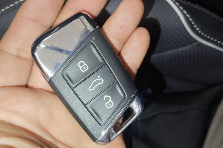 Used Volkswagen Passat 2024 380TSI Elite Edition Vehicle Key