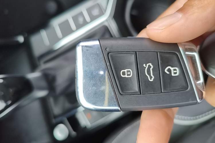 Used Volkswagen Passat 2024 380TSI Dragon Glory Edition Vehicle Key