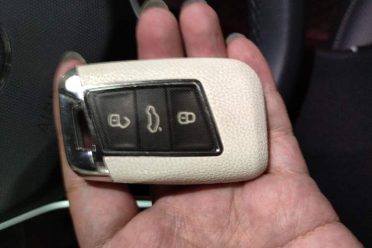 Used Volkswagen Passat 2024 330TSI Starry Elite Edition Vehicle Key