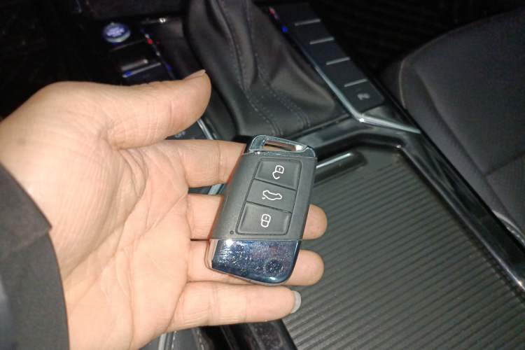Used Volkswagen Passat 2024 380TSI Starry Dragon Edition Vehicle Key