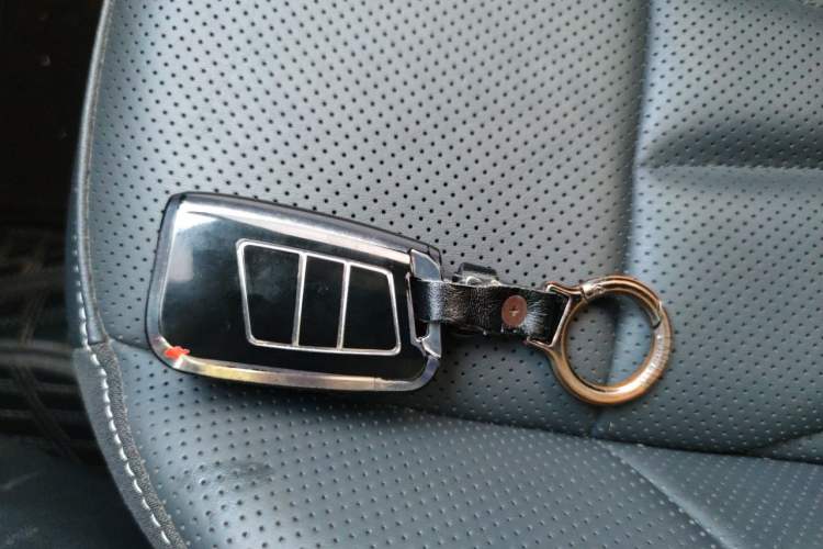 Used Volkswagen Passat 2024 380TSI Dragon Glory Edition Vehicle Key