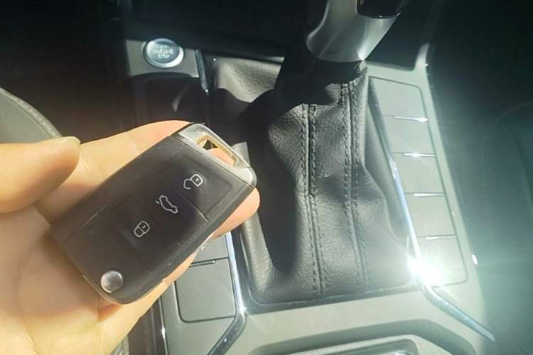 Used Volkswagen Passat 2024 280TSI Business Edition Vehicle Key