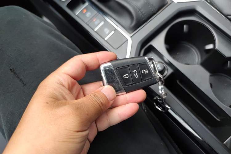 Used Volkswagen Passat 2024 280TSI Business Edition Vehicle Key