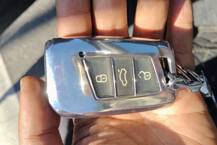 Used Volkswagen Passat 2024 380TSI Elite Edition Vehicle Key